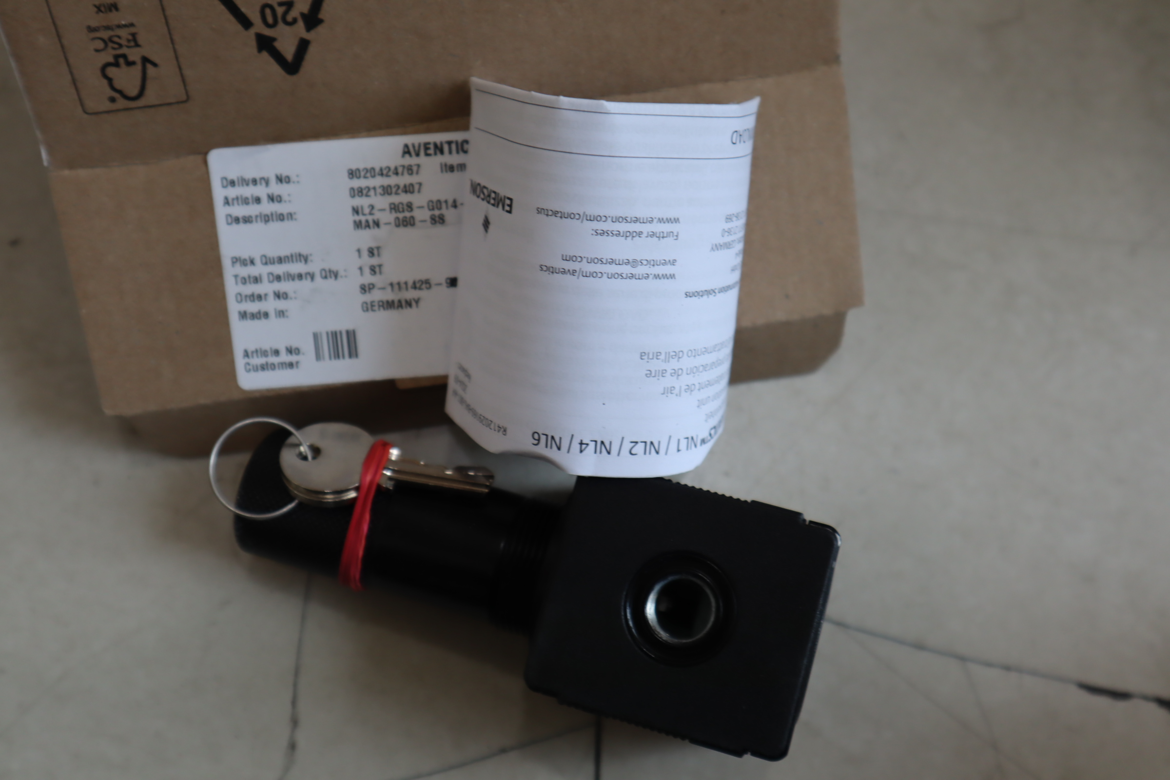 0821302407,5814170440 德国AVENTICS安沃驰气动阀气缸