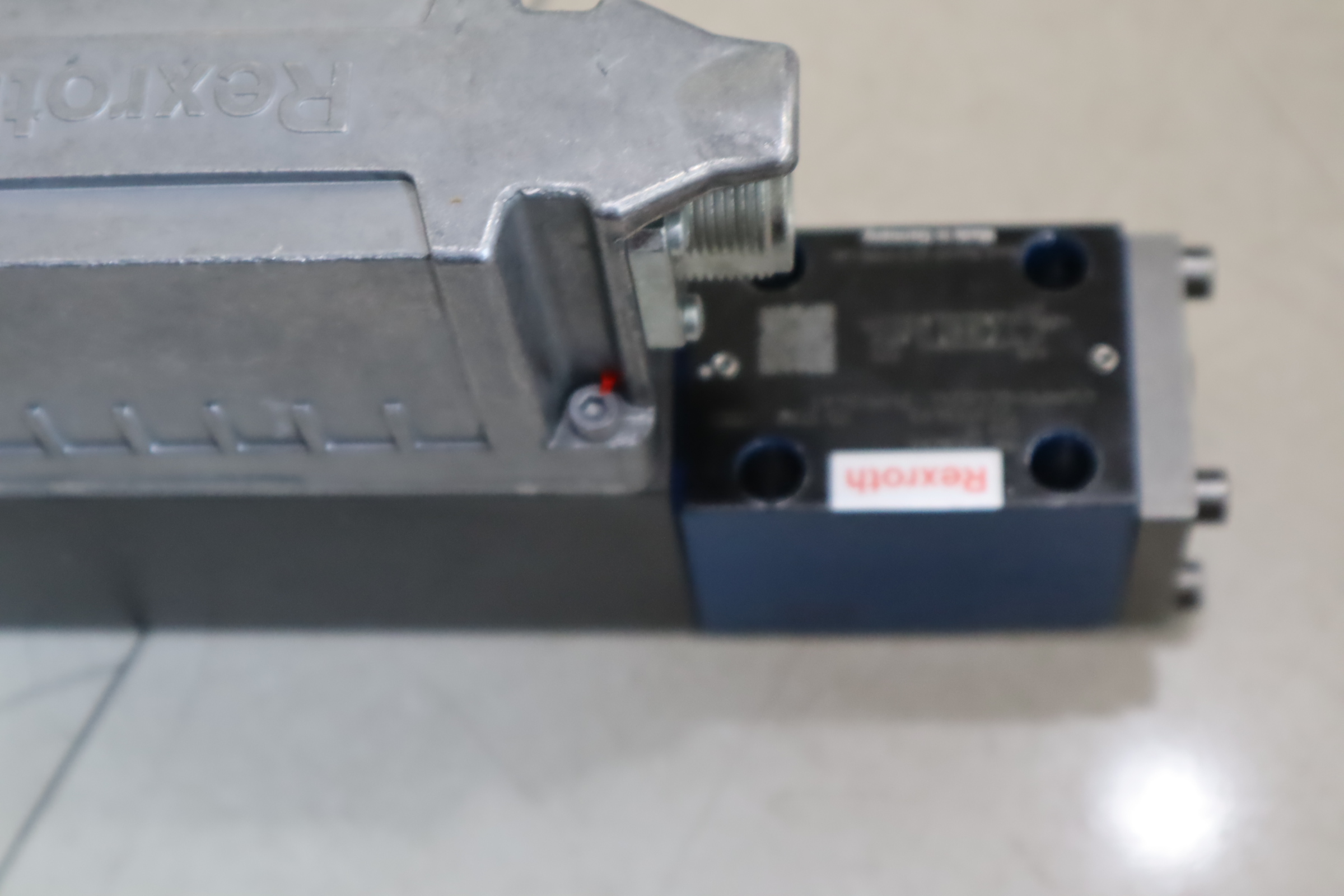 4WRPEH6C4B24L-3X/M/24A1 R901382346 力士乐REXROTH比例阀