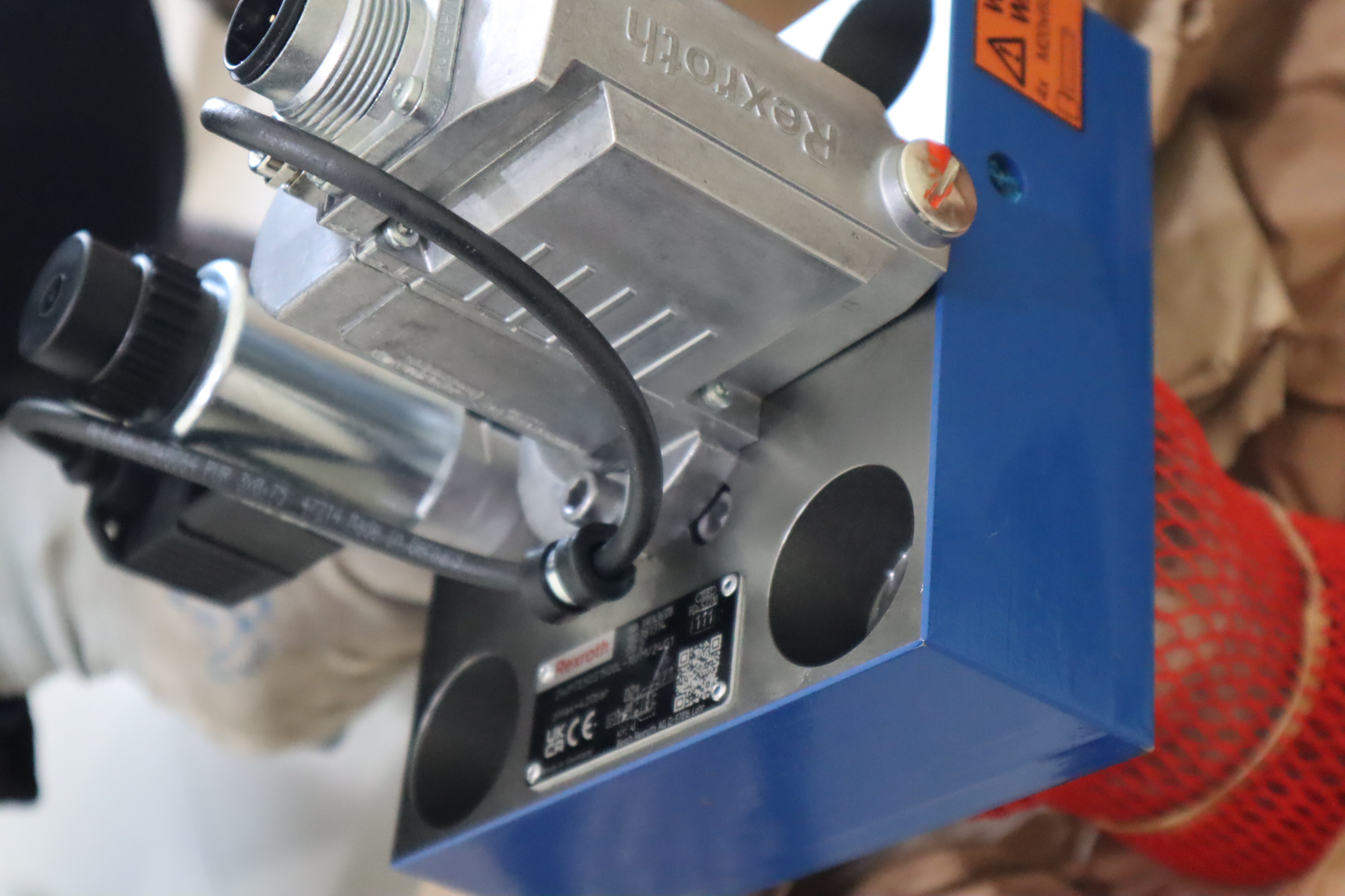 R901436328 2WFCE50S1500L-1X/M/24G1 力士乐REXROTH节流比例阀