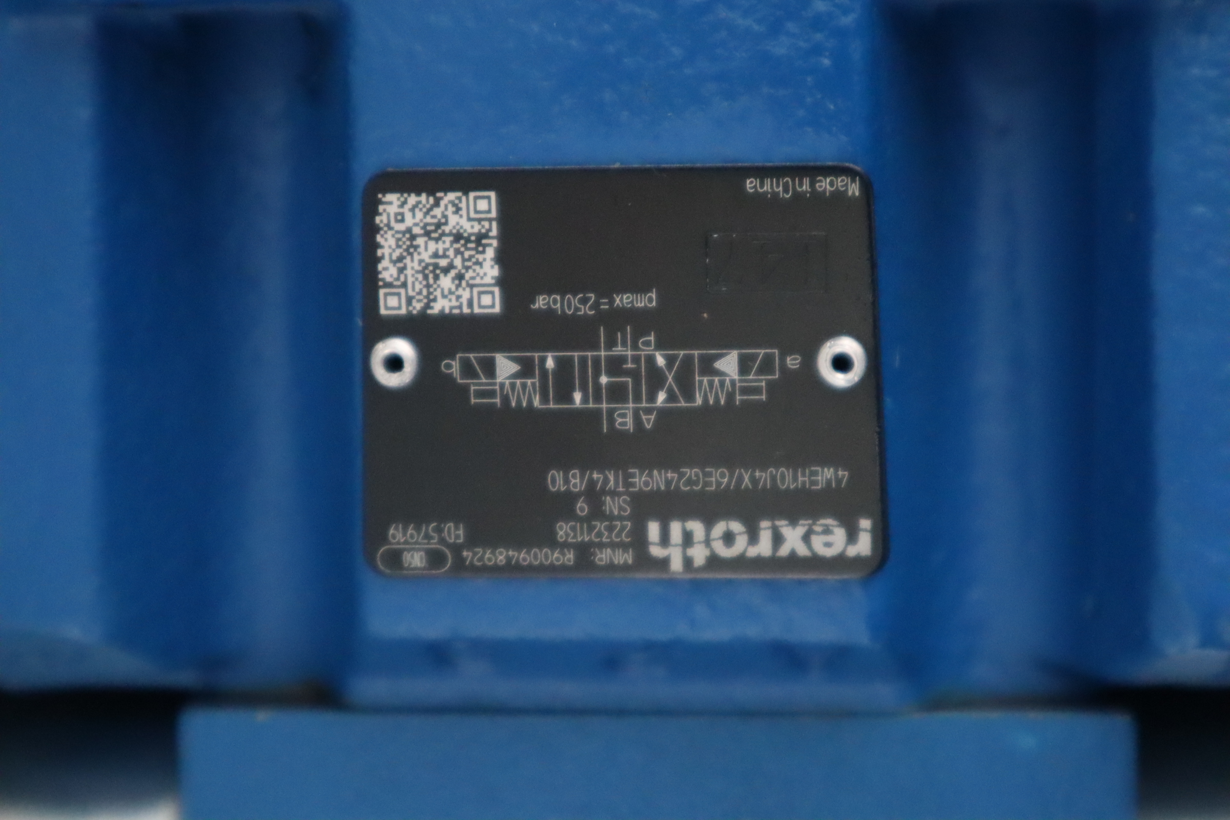 4WEH10J4X/6EG24N9ETK4/B10 R900948924 德国力士乐REXROTH电液阀