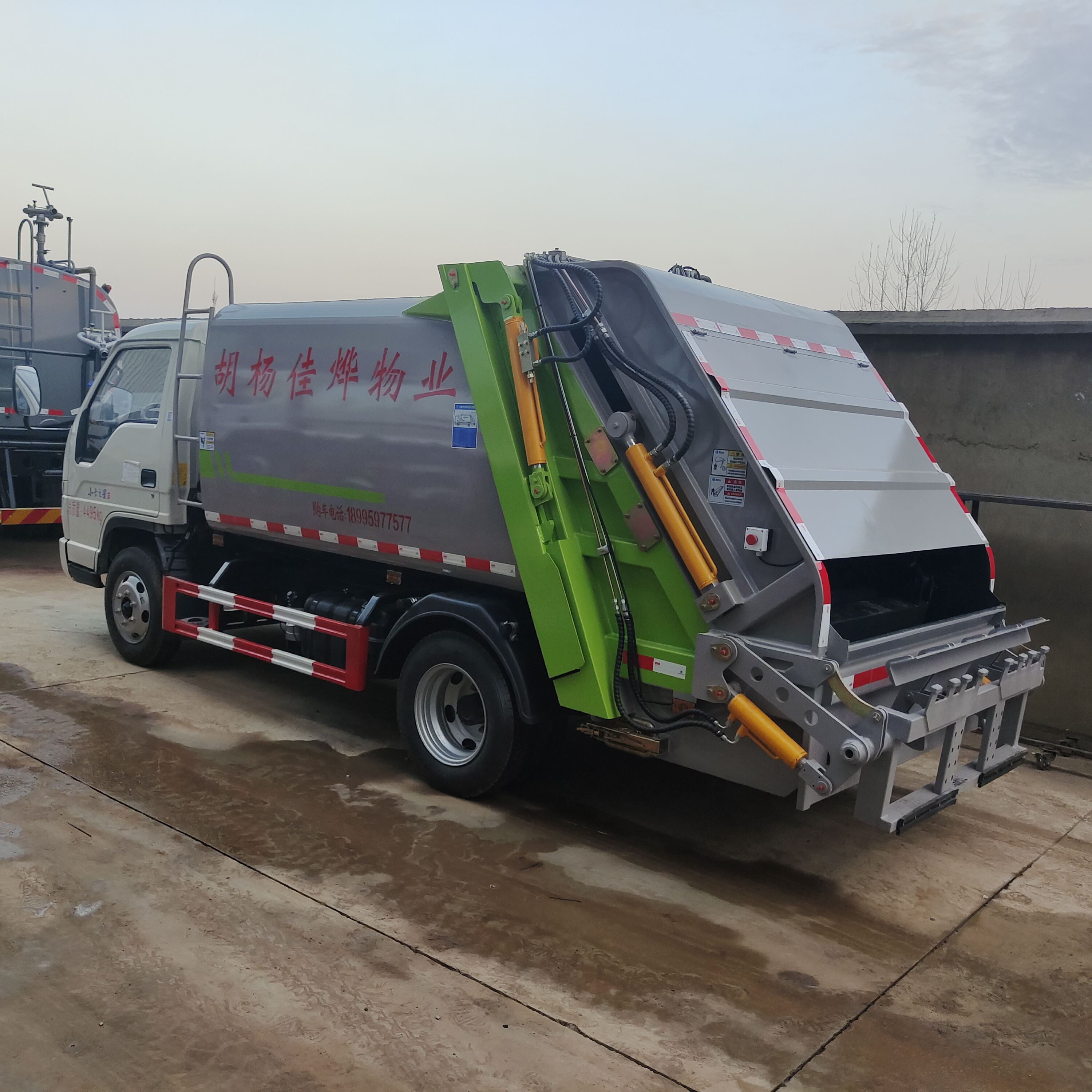 湖南18方压缩式垃圾车 全国包安装调试