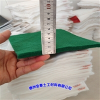 两层复合膜 上海市500克(150/0.2/150)防水土工布16kN