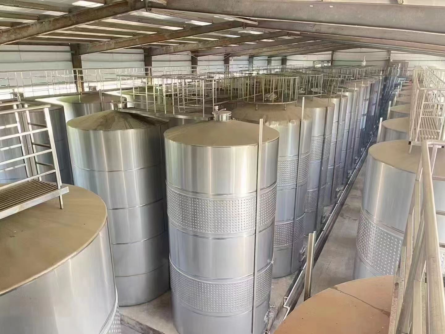 储存 食品加工用冷水罐 密封式设计 化工储运  二手立式不锈钢储罐