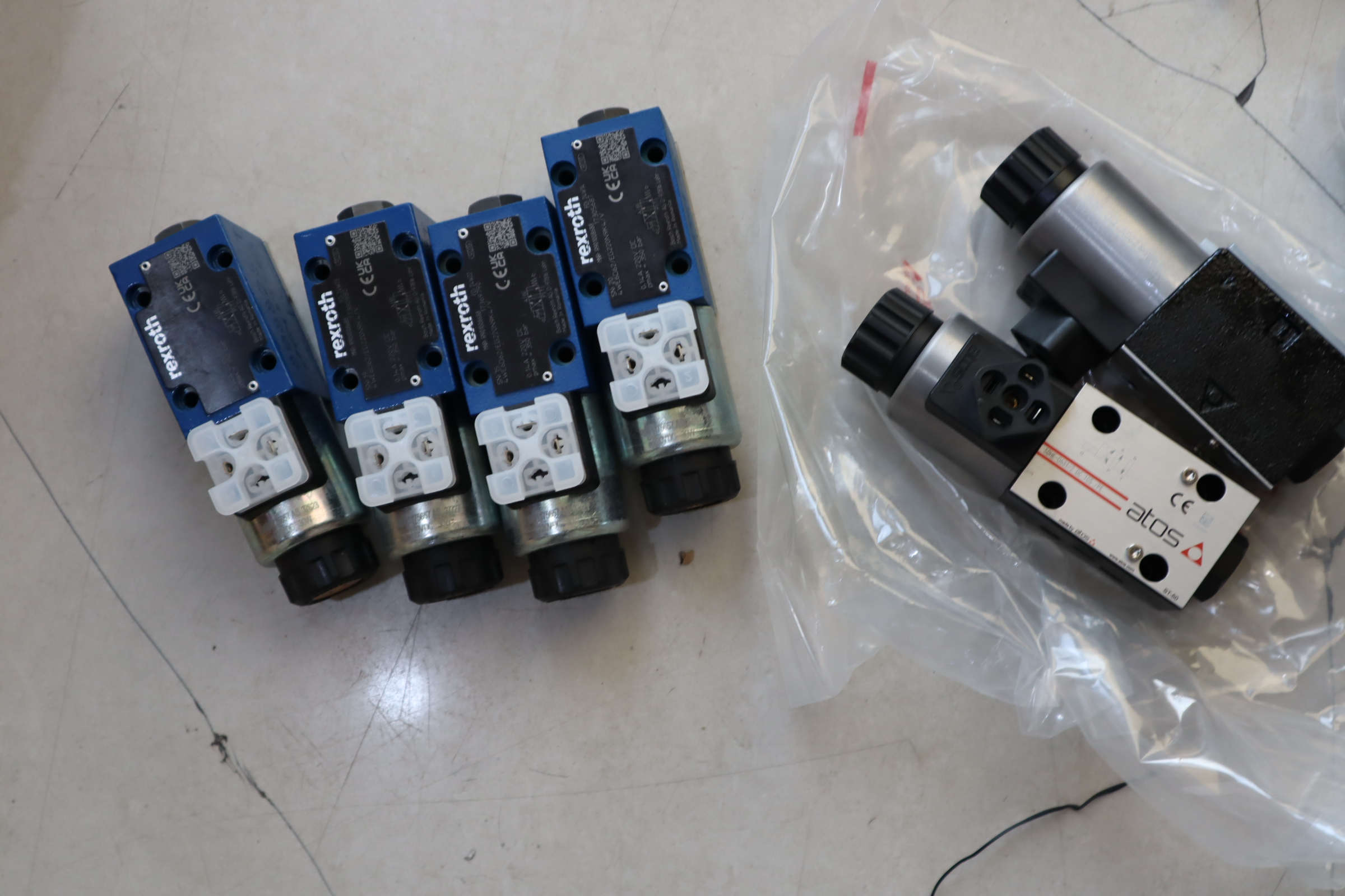 4WE6D6X/EG220N9K4/V R901008688 力士乐REXROTH电厂专用电磁阀