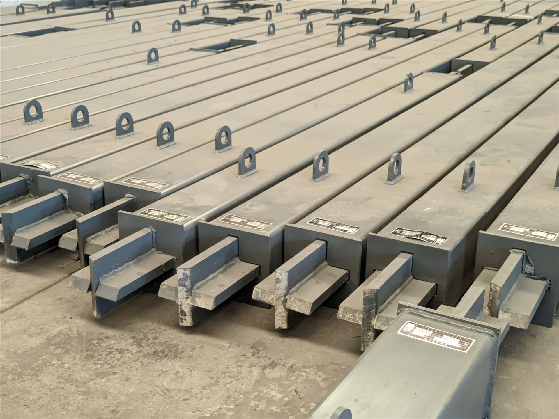 高层建筑屈曲约束支撑 减隔震防屈曲约束支撑 屈曲约束支撑施工