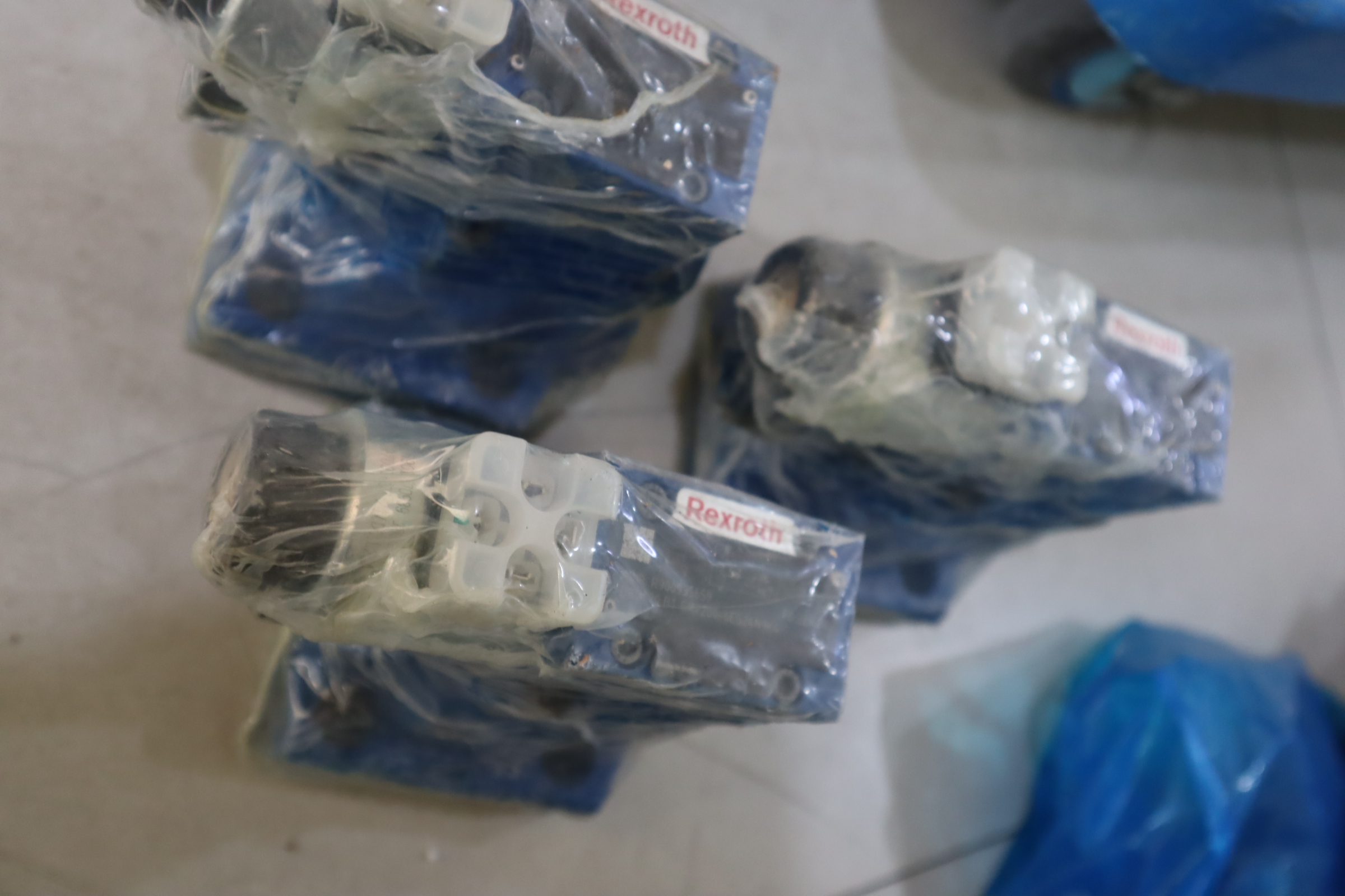 3DREME10P-72/200YG24K31A1V R901220113 力士乐REXROTH比例减压阀