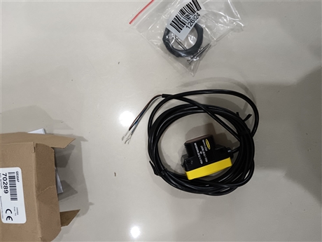  邦纳BANNER距离传感器SLM50B6 