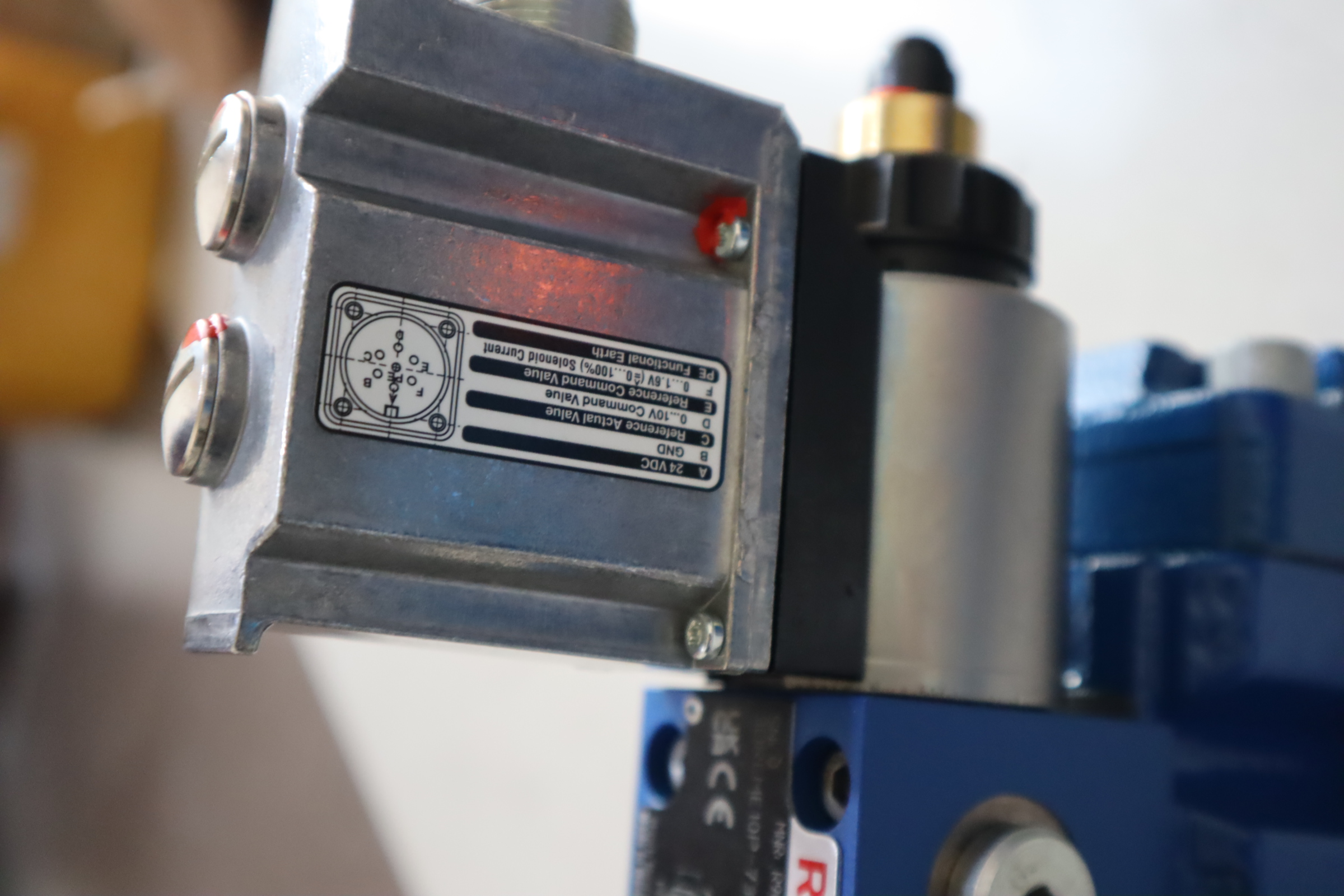 3DREME10P-7X/200YG24K31A1V R901220113 力士乐REXROTH比例减压阀