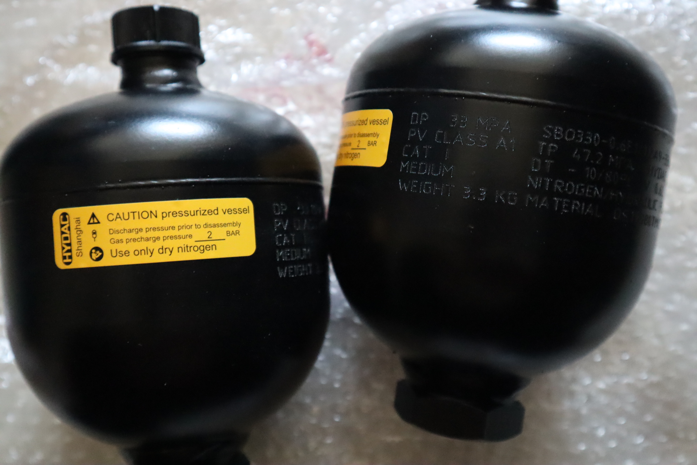 SB0330-0.6E1/112A9-330AK 德国贺德克HYDAC蓄能器