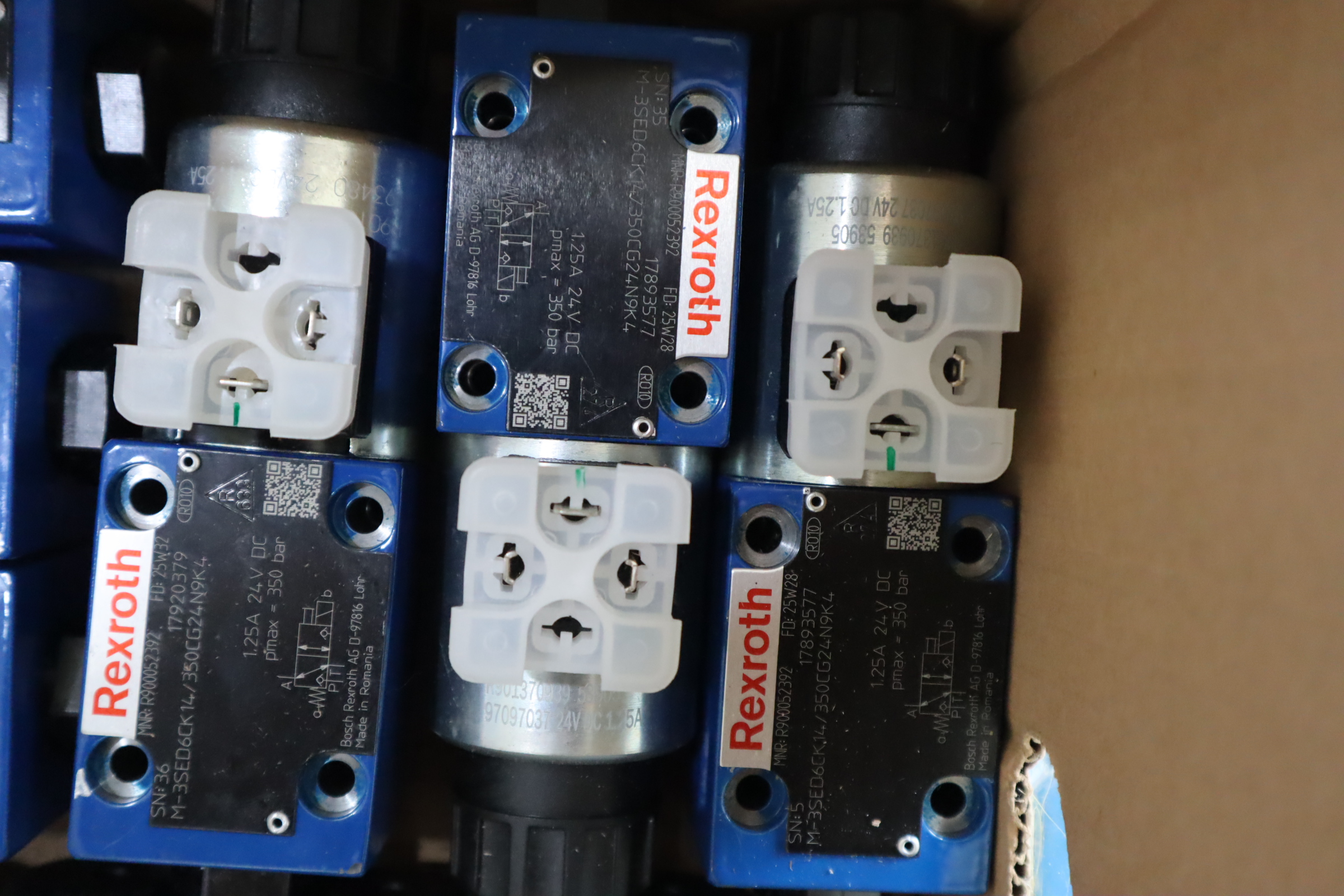 M-3SED6CK14/350CG24N9K4 R900052392 力士乐REXROTH电磁阀