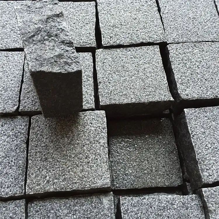 毛面芝麻黑 机切面花岗岩 荔枝面铺装 工程外墙板