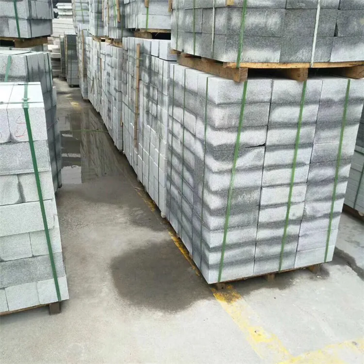 芝麻灰自然面小方块马蹄石 633荔枝面 灰色外墙石材