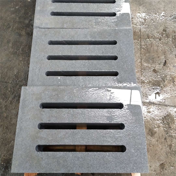 花岗岩水篦子 芝麻灰漏水槽 沟盖板开孔 火烧地铺石