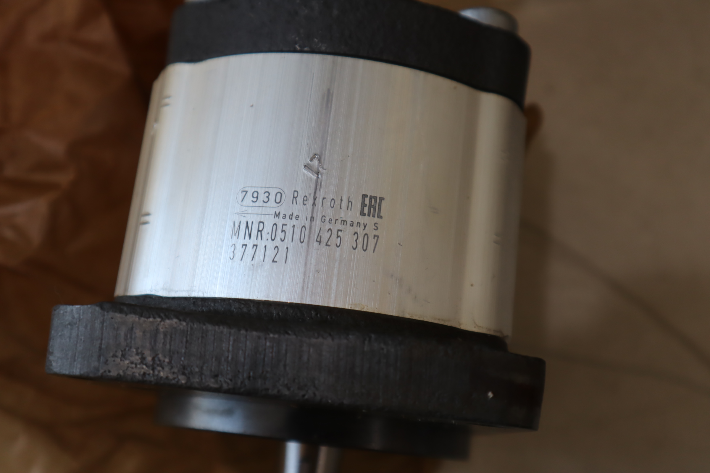 0510425307  AZPF-11-008LCB20MB 德国力士乐REXROTH齿轮泵