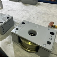 智慧物料仓储德马格齿轮箱 DRS315AGV搬运轮 demag轮箱裹胶