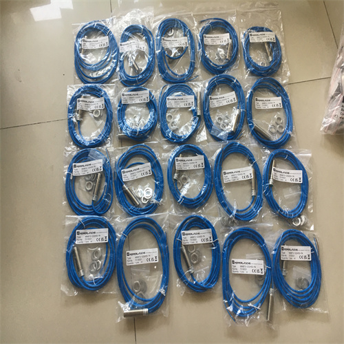 参考图P+F倍加福光电传感器RL31-8-1200-RT/73C/136