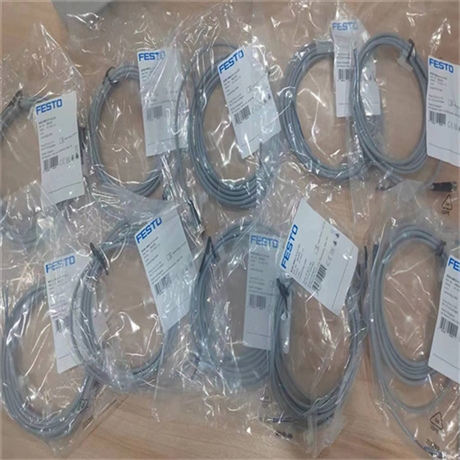 FESTO方形结构接近开关SMTO-1-PS-S-LED-24-C 