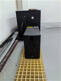 施耐德UPS电源SPM10KL高频在线式主机10KVA机房服务器通讯设备