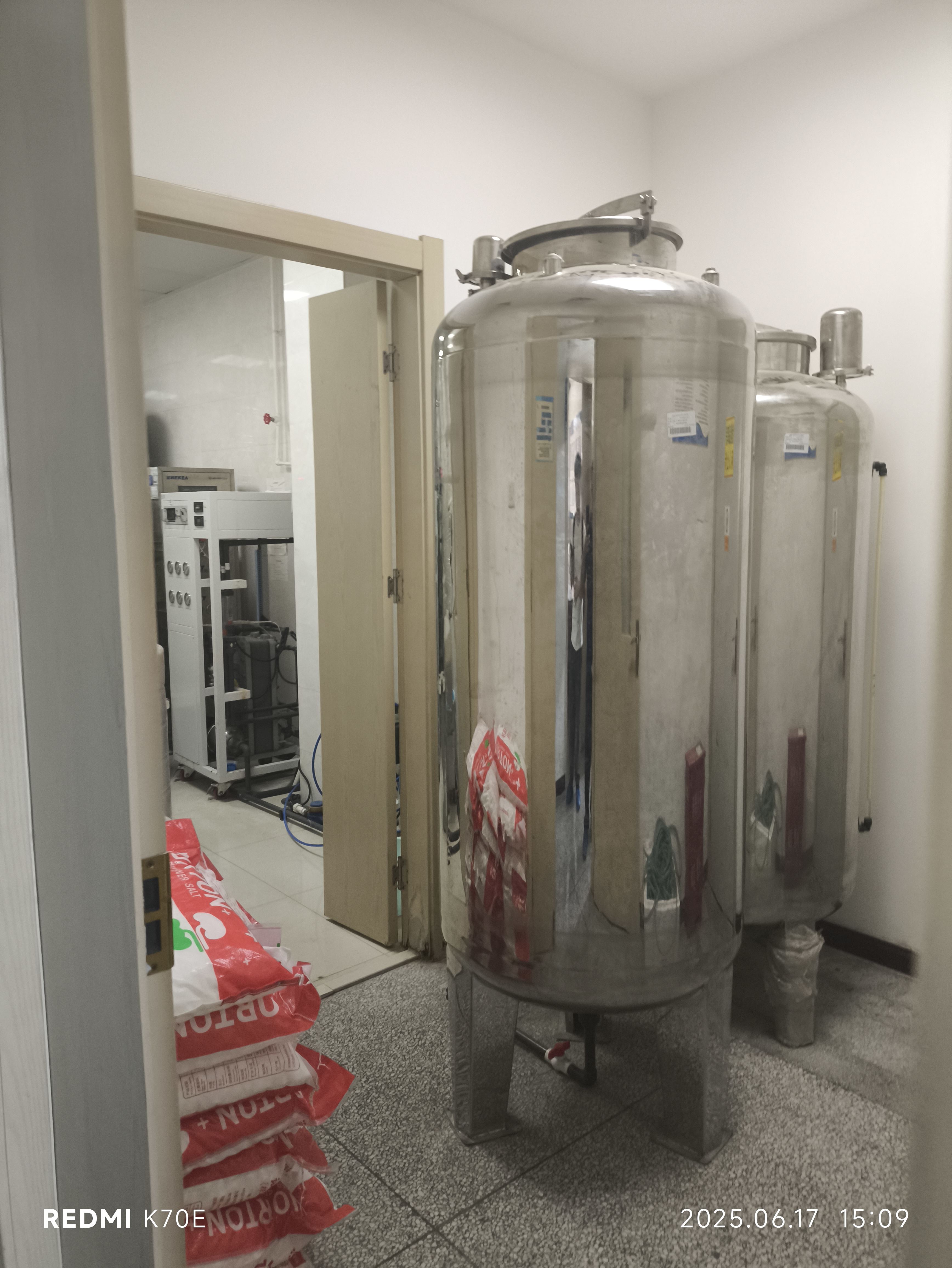 毕节反渗透控制箱  检验科纯水机  精尖学科用水