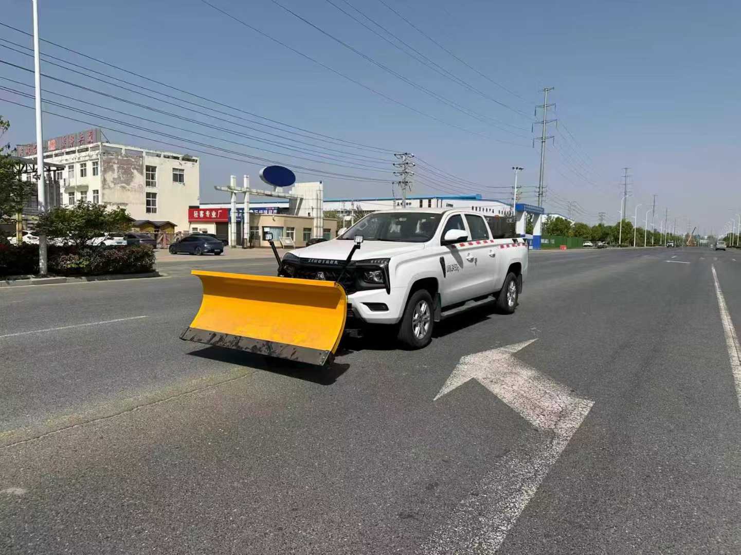 重汽四驱皮卡除雪车