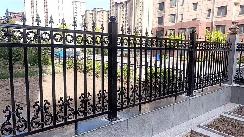 锌钢护栏 小区安全围栏用于哪些领域