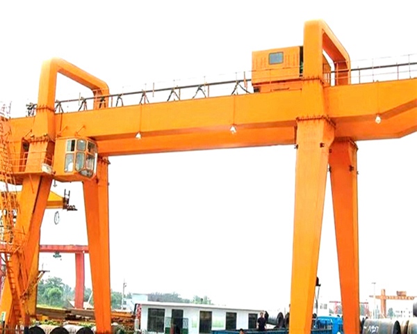 山西大同厂家 轨道式和轮胎式 双梁龙门吊的选型区别