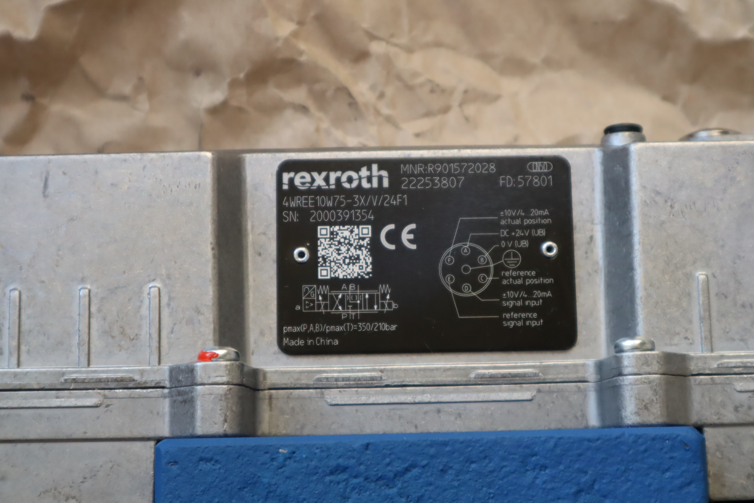 4WREE10W75-3X/V/24F1 R901572028 德国力士乐REXROTH比例阀