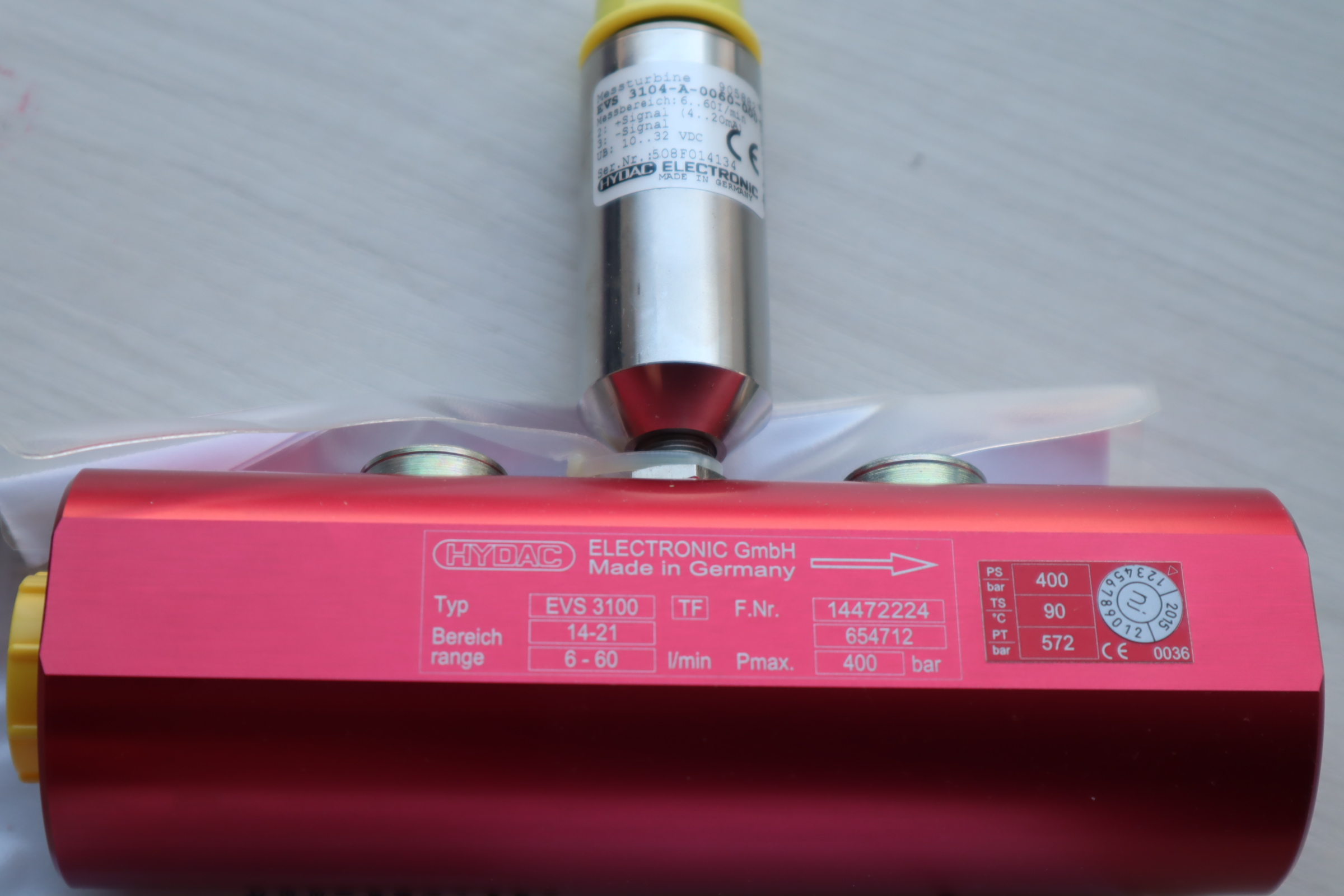 EVS 3104-A-0060-000 905882 德国贺德克HYDAC压力温度传感器