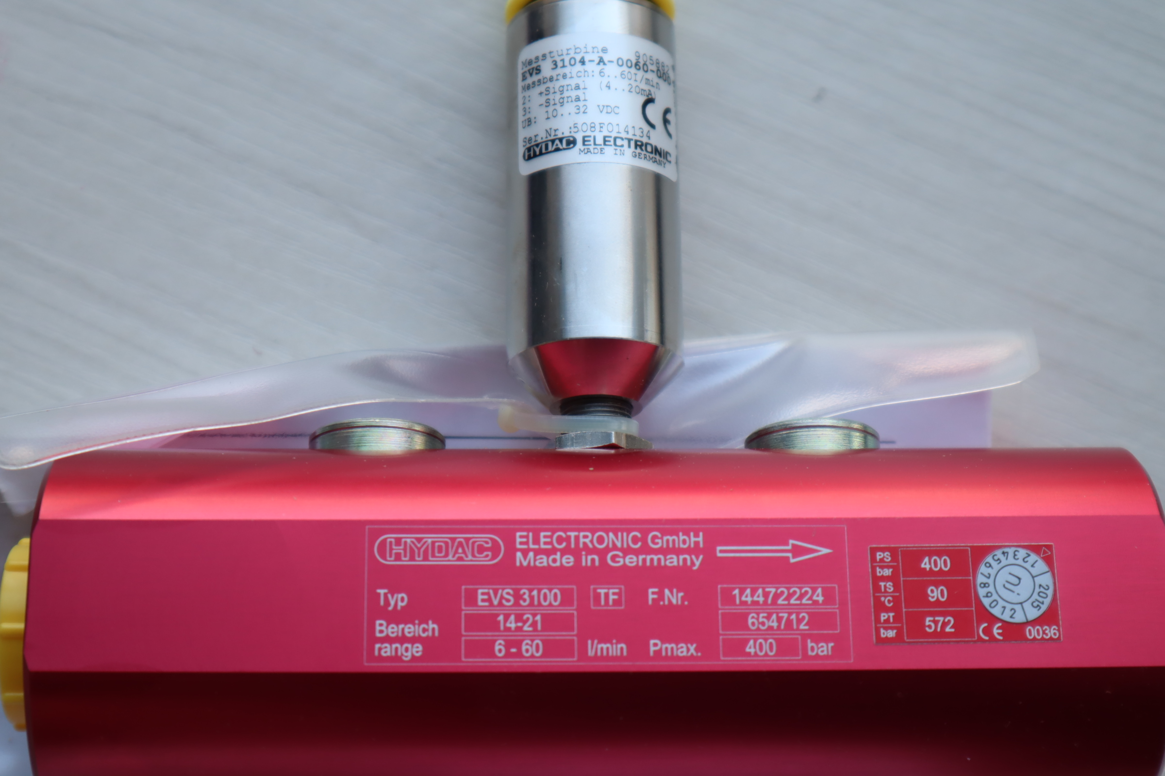 EVS 3104-A-0060-000 905882 德国贺德克HYDAC压力温度传感器