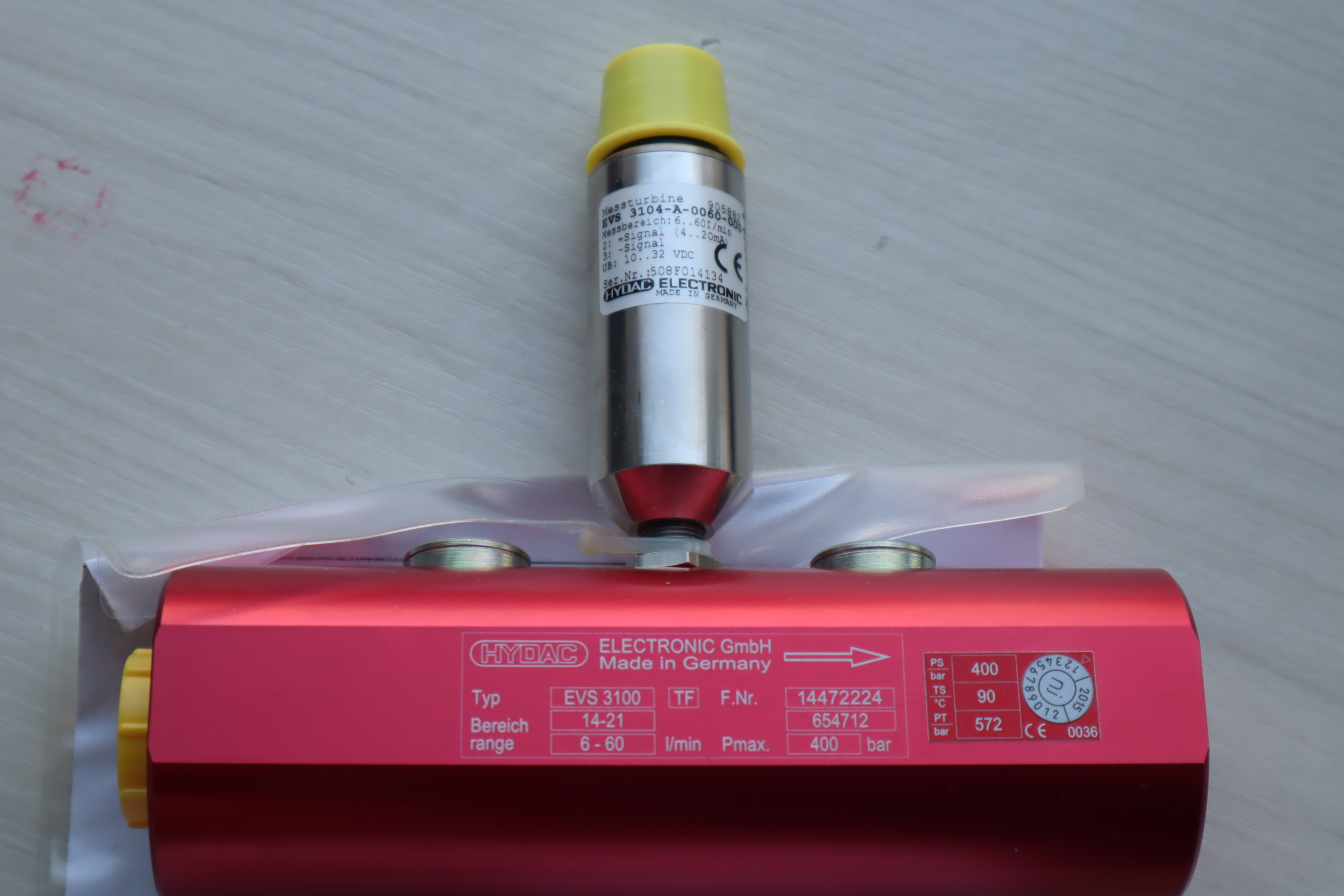 EVS 3104-A-0060-000 905882 德国贺德克HYDAC压力温度传感器