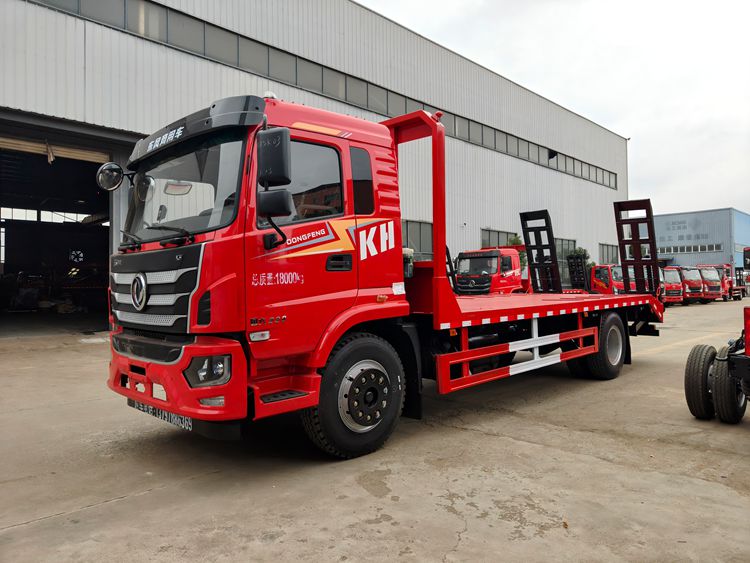 东风锦程6.8米平板车 挖机拖车现车全国直发