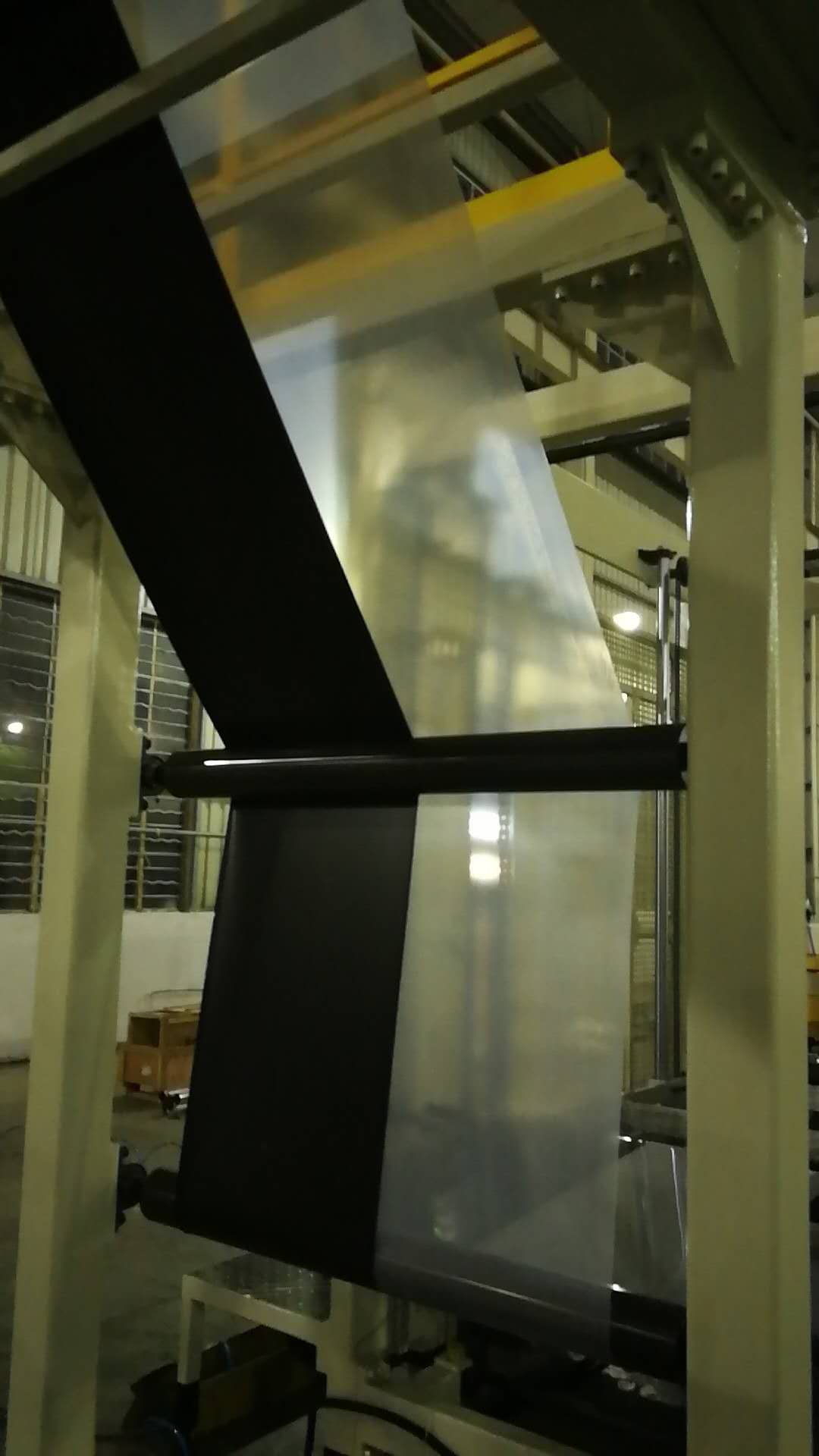 新疆 液压换网器片材生产线    平双主机PS片材生产线