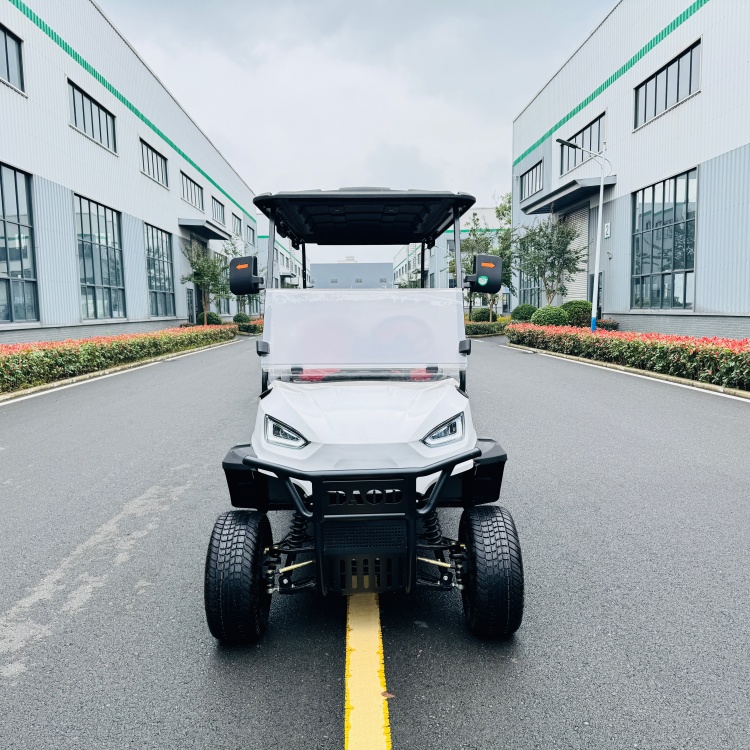 成都6座高尔夫球车         4座高尔夫球车应用场景说明