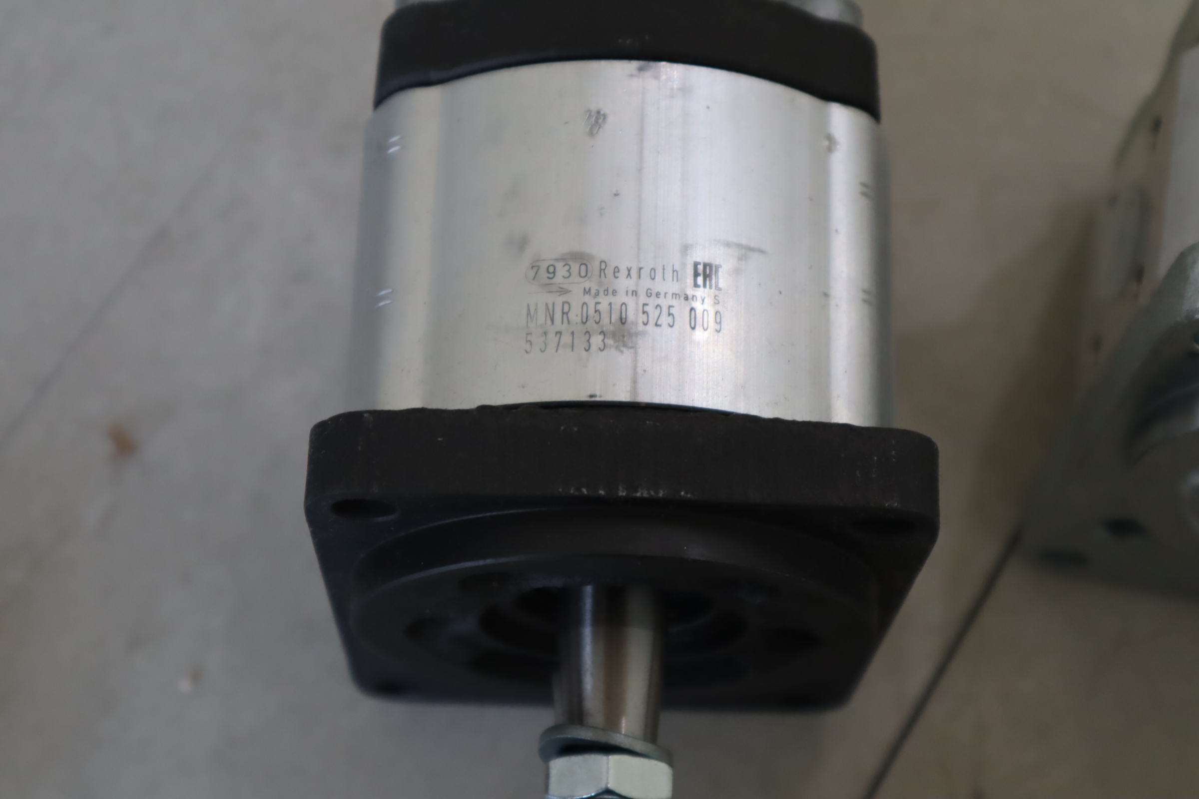 0510525009 AZPF-11-011RCB20MB 力士乐