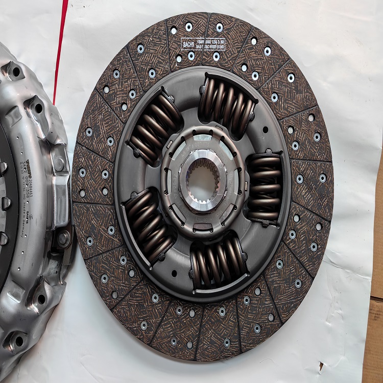 分离气缸 VOLVO卡车配件分离轴承23417523