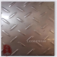 304 201不锈钢花纹板 小圆点 四联排防滑板车间楼梯踏步板材  