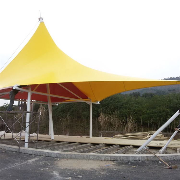 大型景观张拉膜结构  商业综合体楼宇间风雨连廊 落地维护