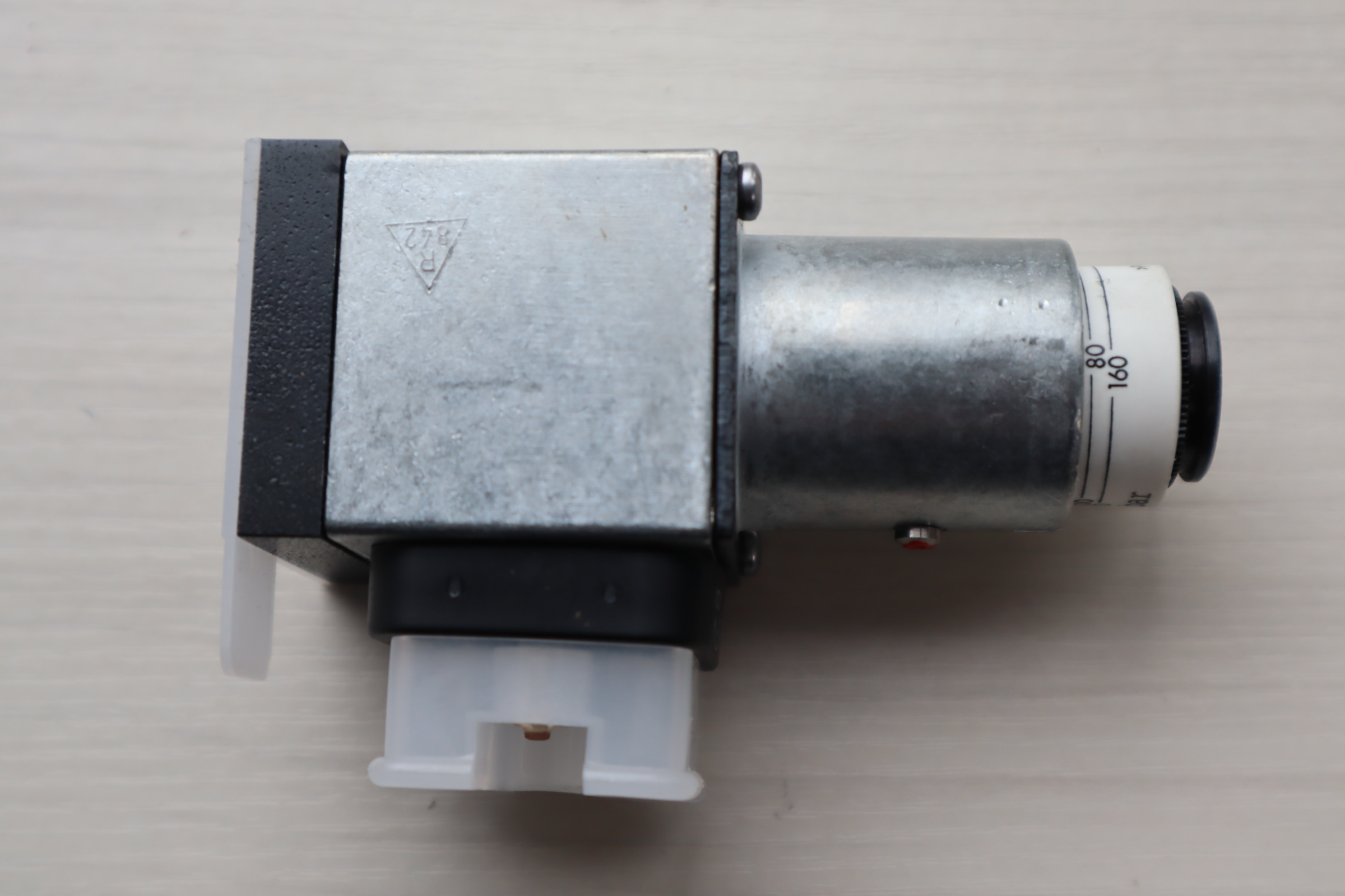 HED8OH-20/200K14A R901099809 力士乐REXROTH压力开关压力继电器