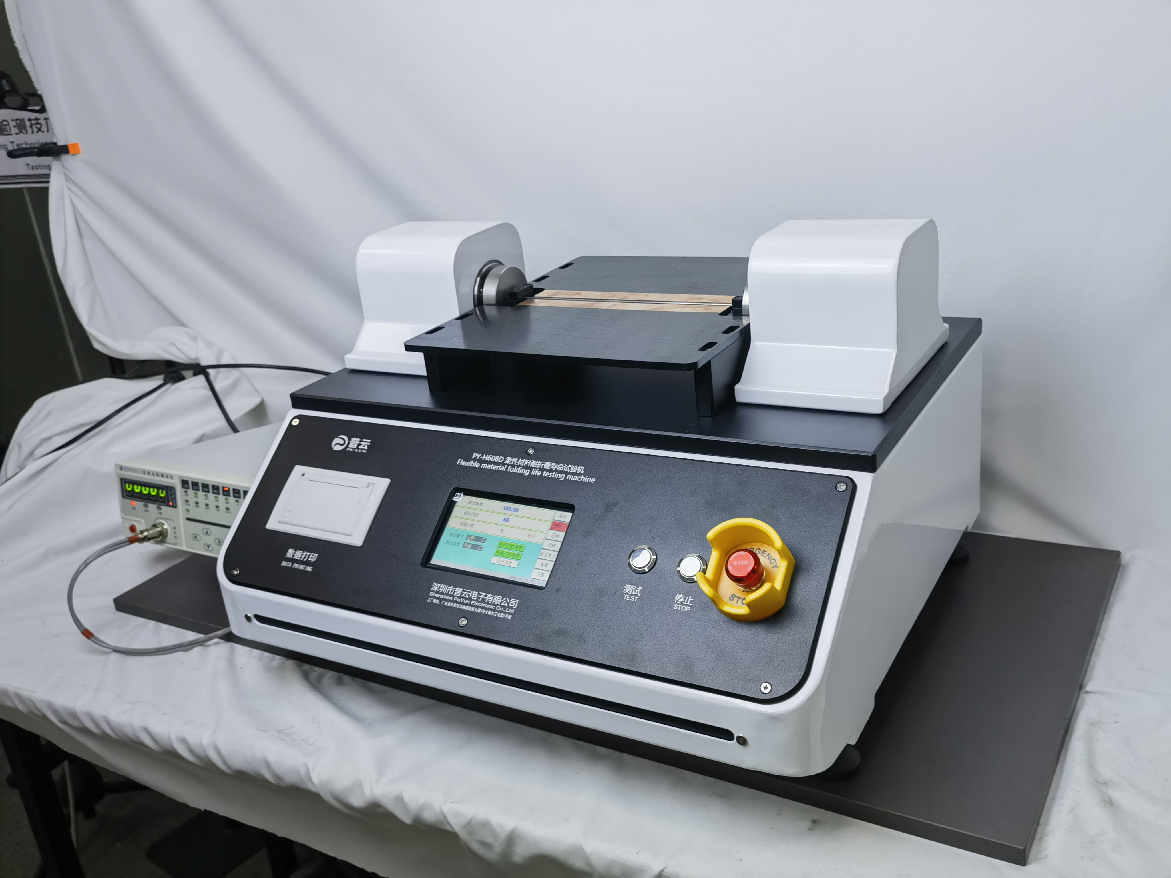 薄膜耐折疲劳试验机 柔性材料循环弯曲测试机