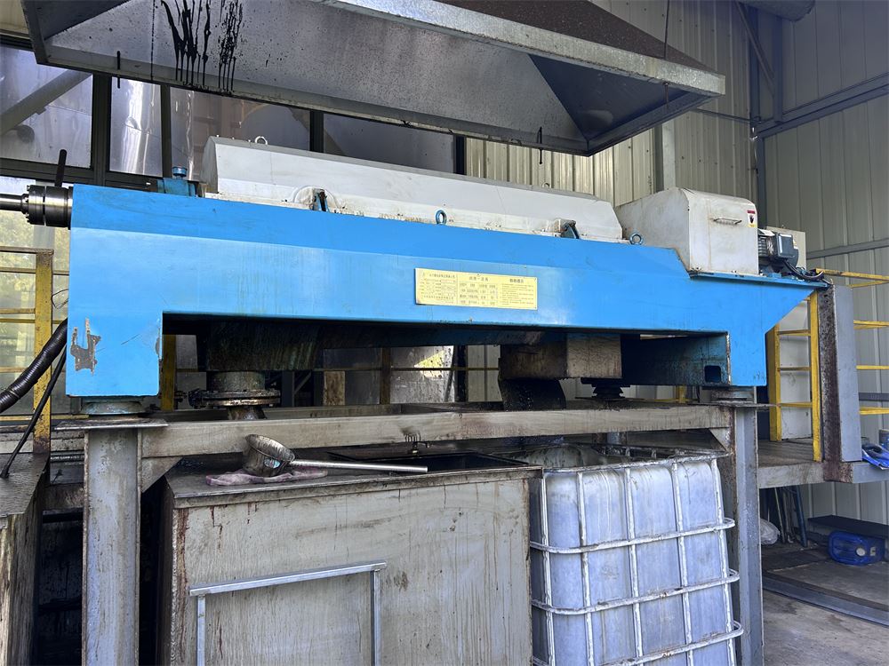 打桩泥浆污泥离心机 脱油离心机介绍