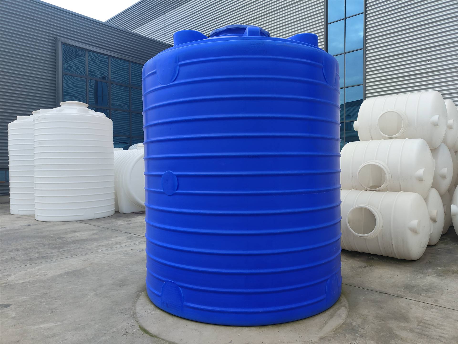 10吨塑料储水罐 PAC药剂桶 PT10000L塑料水塔 加厚防腐 耐酸碱