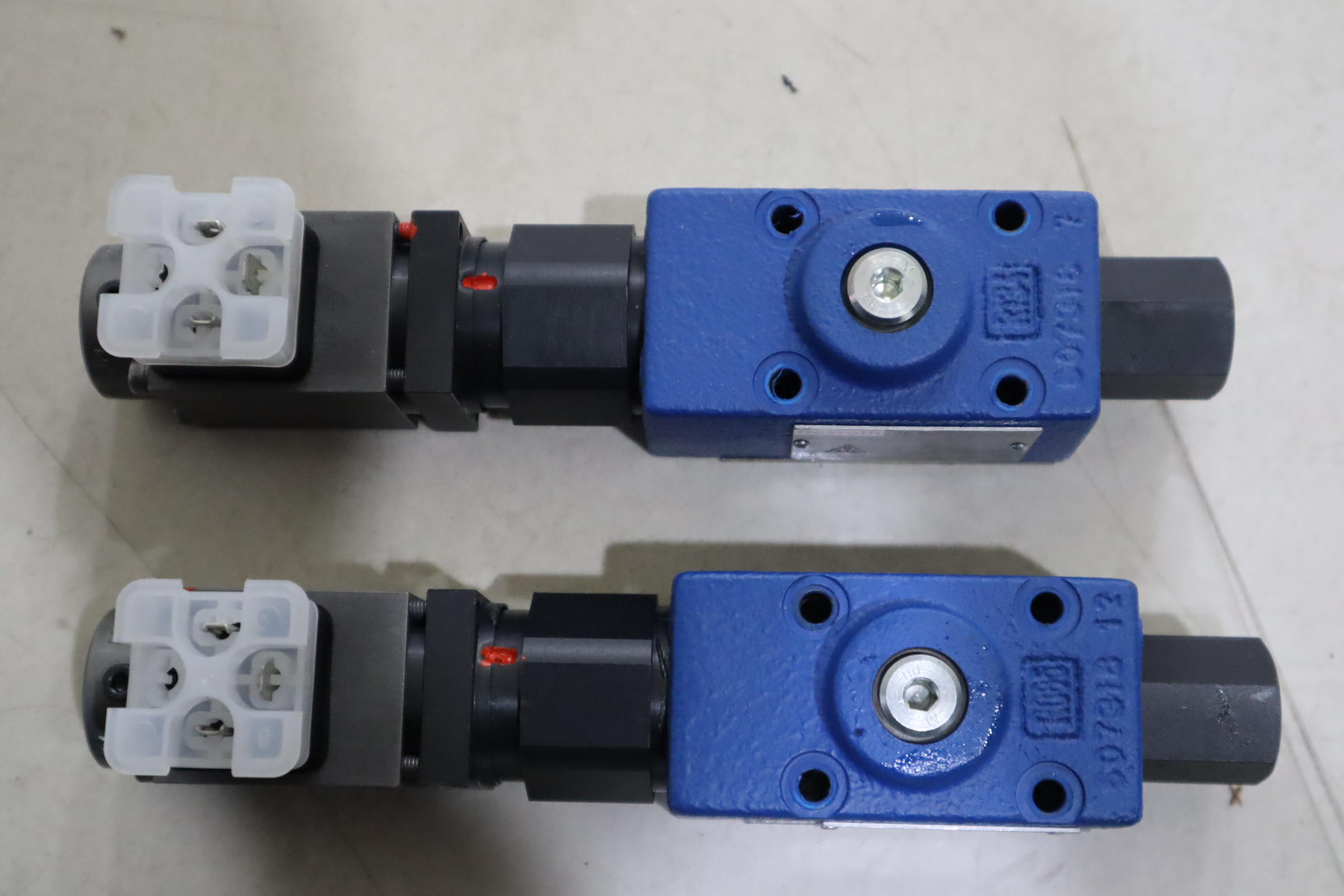 DRE6-10/100MG24K4M R900932943 力士乐REXROTH减压阀