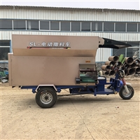 牲畜养殖饲料投喂车 电动三轮草料撒料车 全自动大料仓喂料车