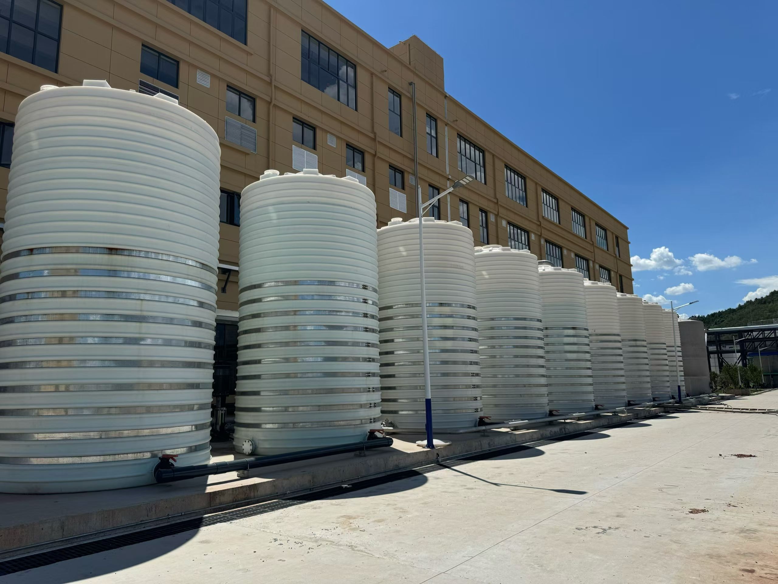 50吨塑料水塔 PE储水罐厂家 PT50000L原水箱 耐酸碱防腐 滚塑工艺