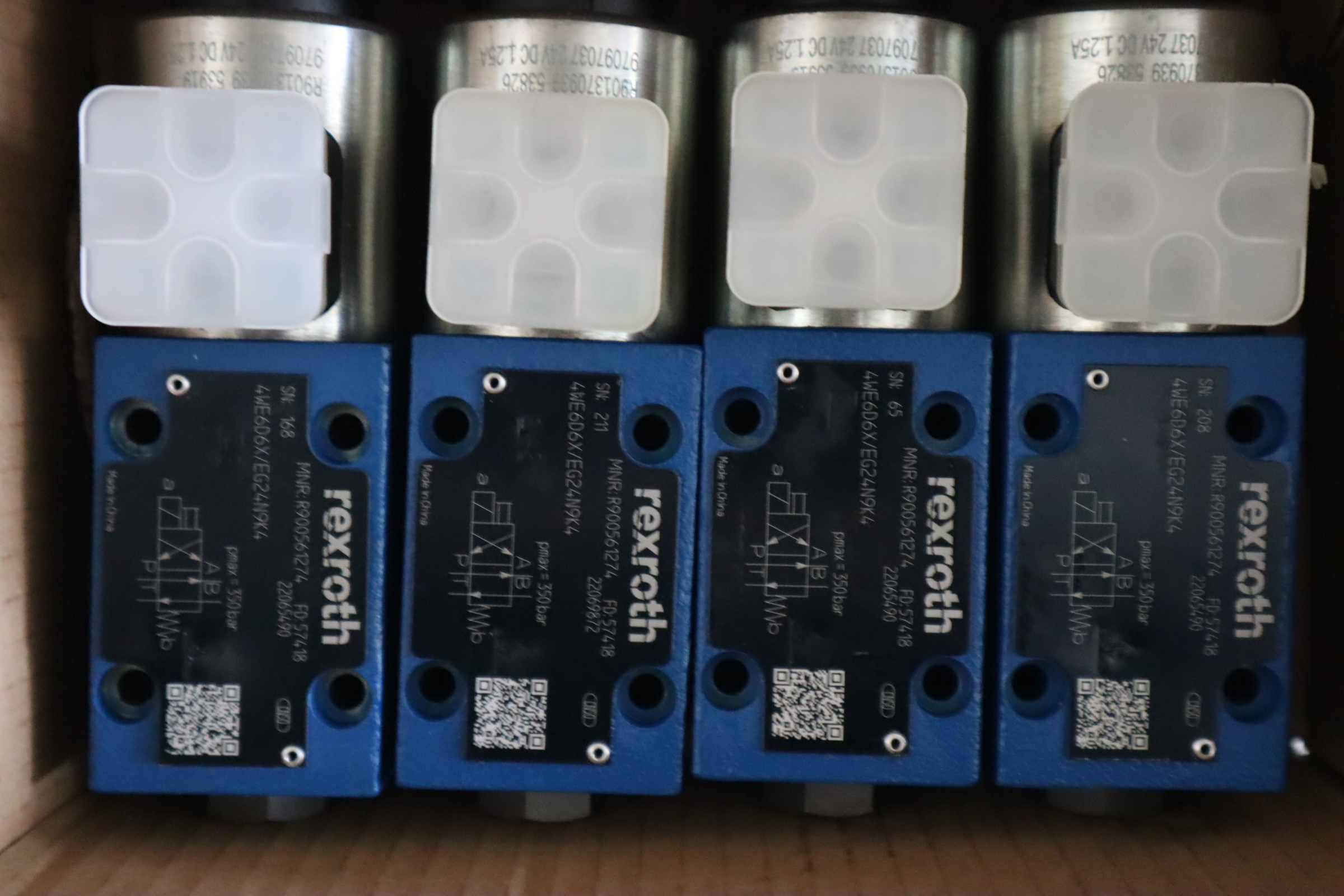 4WE6D6X/EG24N9K4 R900561274 4WE6D62/EG24N9K4 力士乐REXROTH阀