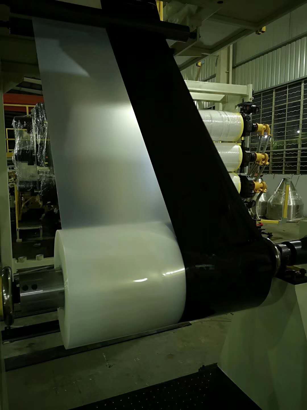 浙江精密厚度控制片材机    PS 片材挤出生产线