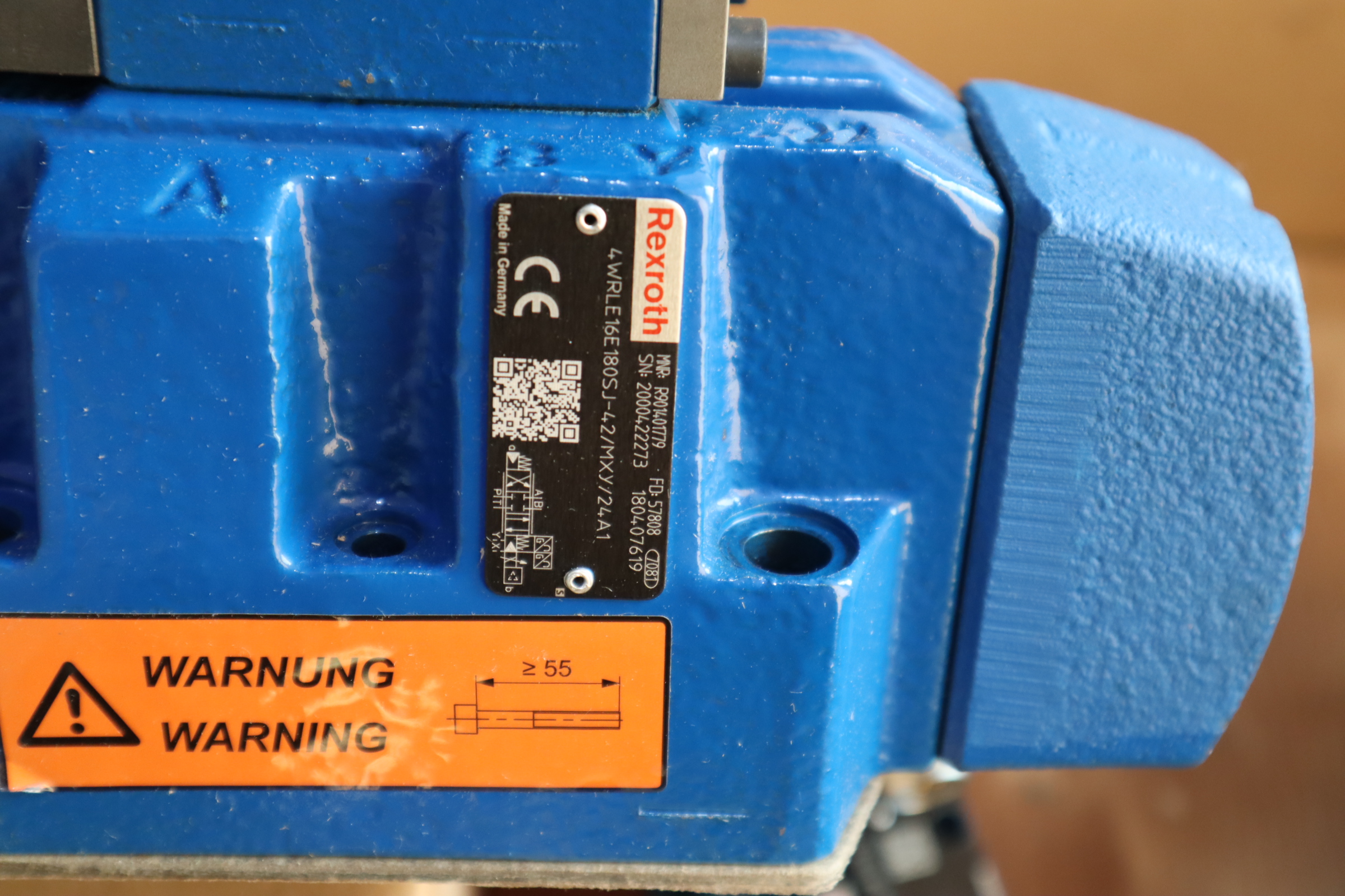 4WRLE16E180SJ-42/MXY/24A1 R901401779 德国力士乐REXROTH比例阀