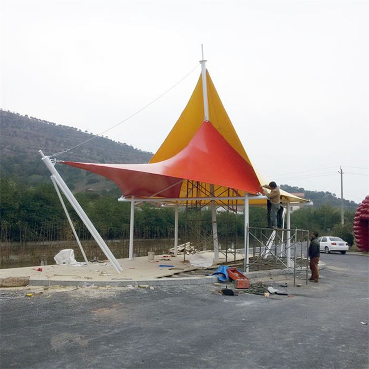 网红打卡点膜结构 湖畔河边观景台遮阳伞 落地维护