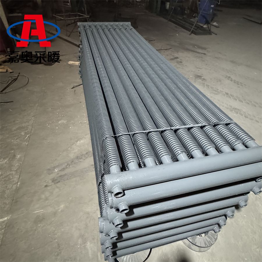 养殖育雏用螺旋翅片管  法兰绕翅翅片管暖气片厂家