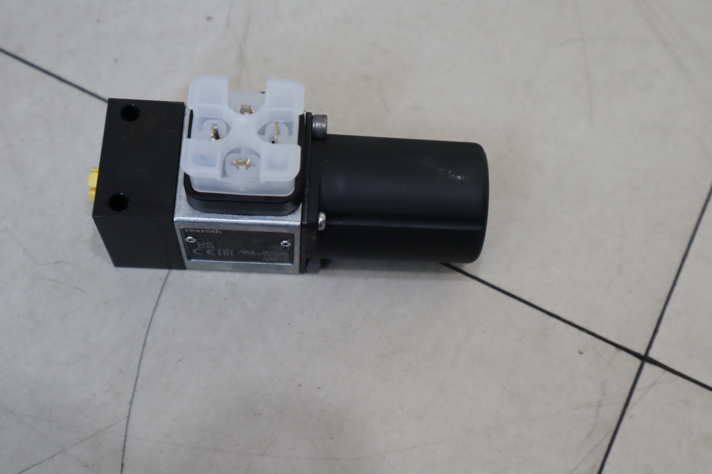 HED8OA-2X/350K14AS R901102722 力士乐压力开关